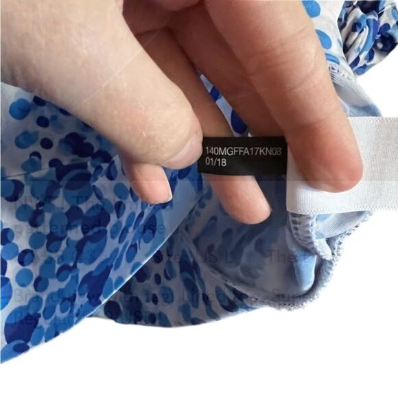 NWT! The limited patterned blouse - Picture 9 of 13